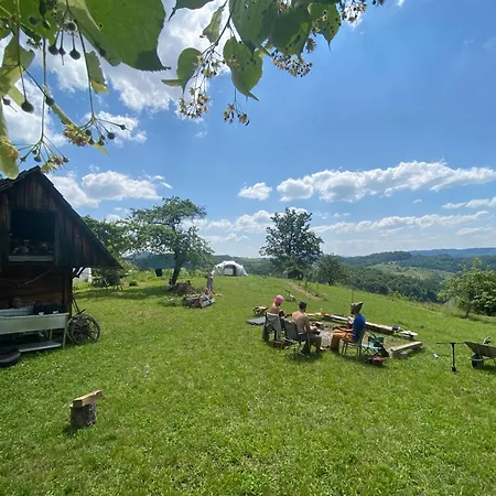 럭셔리텐트 Nature-based Retreat By Naj Raste Senovo