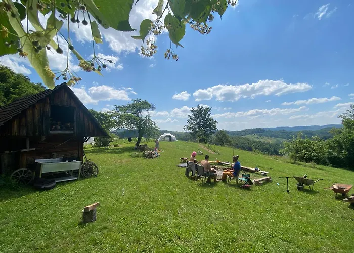 Luxuszelt Nature-based Retreat By Naj Raste Senovo